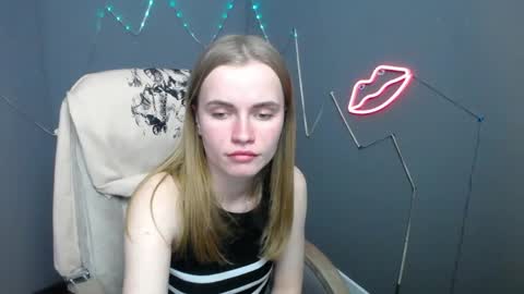 Snapshot of ritakiskis chatting on 04/28/26, 03:00 ritakiskis online show from 04/28/26, 03:00