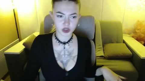 Snapshot of ritaneer chatting on 03/11/25, 09:02 ritaneer online show from 03/11/25, 09:02