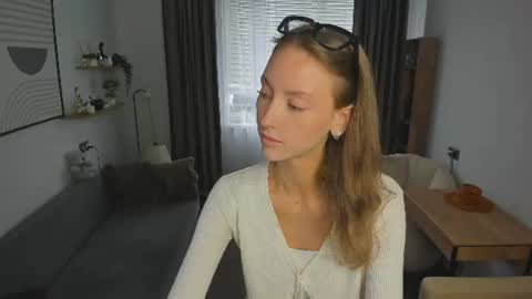 Snapshot of ritayergin chatting on 07/30/26, 08:13 EVA here online show from 07/30/26, 08:13