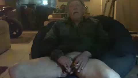 riveratggg online show from 09/18/25, 07:27