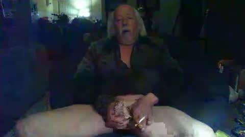 riveratggg online show from 10/25/25, 08:36