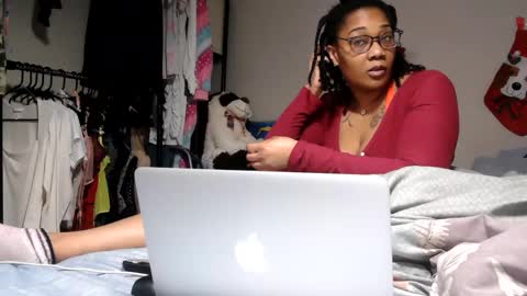 River Saint online show from 02/14/25, 07:23