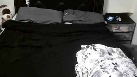 River Saint online show from 09/21/25, 10:50