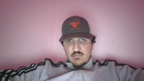 Snapshot of riviere2325 chatting on 06/18/26, 02:45 LaLegende online show from 06/18/26, 02:45