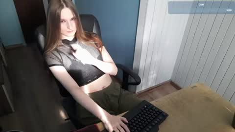 Snapshot of rivver420 chatting on 07/29/26, 03:32 River online show from 07/29/26, 03:32
