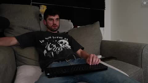 Ryan aka KeylimeRy online show from 12/20/25, 07:26