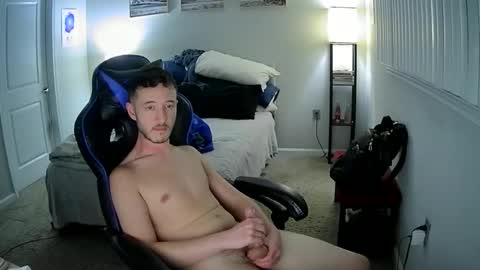 Snapshot of ro0stercogbern chatting on 10/31/25, 11:50 ro0stercogbern online show from 10/31/25, 11:50