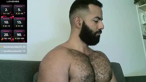 Snapshot of roa32sebas chatting on 03/03/25, 02:37 SebasRoa online show from 03/03/25, 02:37