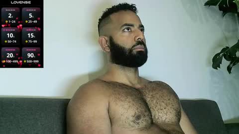 SebasRoa online show from 12/02/25, 04:13