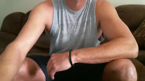 Snapshot of roadhouse122 chatting on 02/02/25, 02:13 roadhouse122 online show from 02/02/25, 02:13