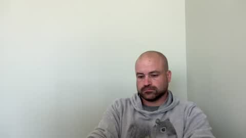 Snapshot of roadking1122 chatting on 10/17/25, 07:16 roadking1122 online show from 10/17/25, 07:16