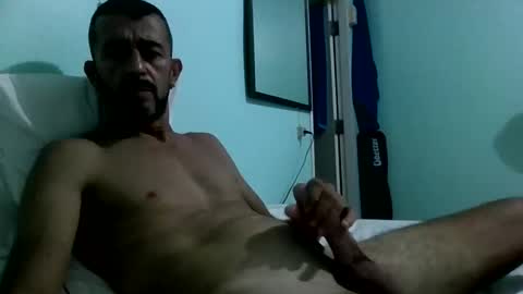 Snapshot of roadsidepicnic01 chatting on 10/17/25, 09:45 Daddy online show from 10/17/25, 09:45