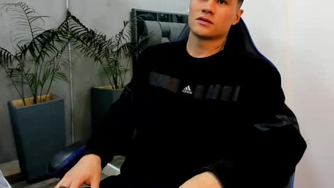 Roan Birkin online show from 12/02/25, 09:10