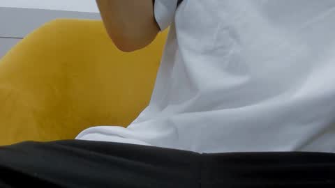 Roan Birkin online show from 02/06/26, 07:39