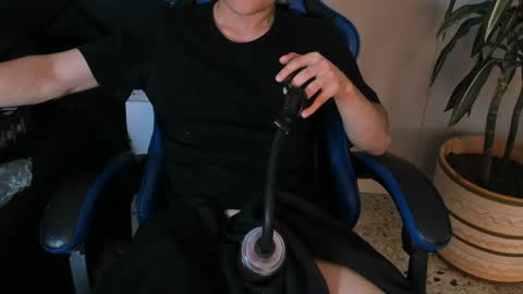 Roan Birkin online show from 04/15/26, 07:58