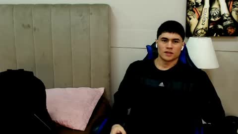 Snapshot of roan_birkin chatting on 05/24/26, 07:30 Roan Birkin online show from 05/24/26, 07:30