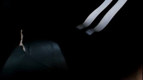 Snapshot of roan_birkin chatting on 06/11/26, 12:32 Roan Birkin online show from 06/11/26, 12:32