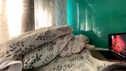 roarmance1 online show from 10/27/25, 03:27