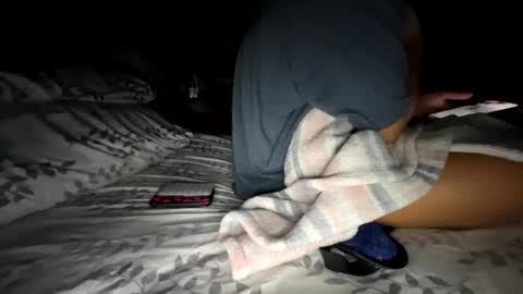 roarmance1 online show from 11/24/25, 03:17