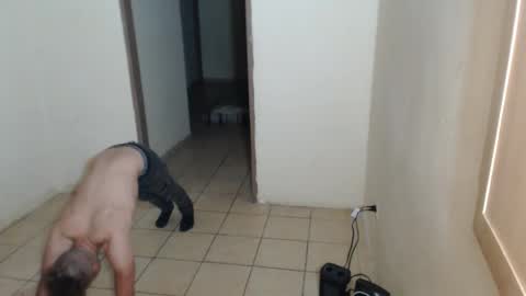 RoastingCorn online show from 12/19/25, 01:51