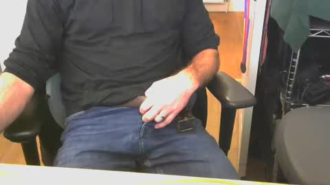 Snapshot of rob3616 chatting on 01/21/25, 09:46 rob3616 online show from 01/21/25, 09:46