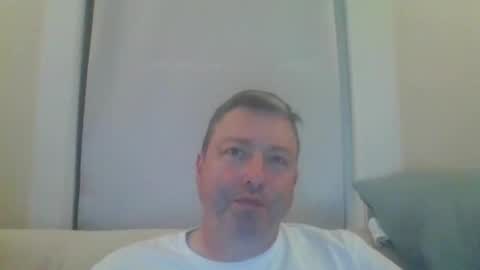 Snapshot of rob_bower_guy chatting on 11/16/25, 01:00 rob_bower_guy online show from 11/16/25, 01:00