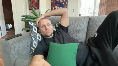 Snapshot of rob_ryder chatting on 05/10/26, 06:24 rob ryder online show from 05/10/26, 06:24