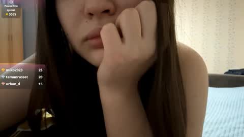 Snapshot of robbimckoy chatting on 02/11/26, 01:49 Aya online show from 02/11/26, 01:49