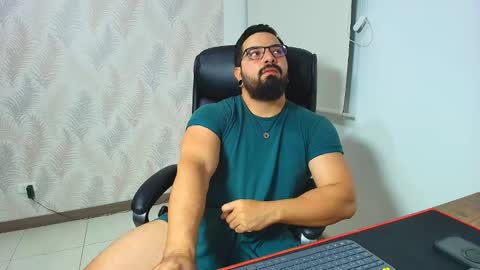 Snapshot of robby_k chatting on 09/09/25, 11:48 Robby online show from 09/09/25, 11:48