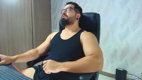 Snapshot of robby_k chatting on 10/04/25, 09:46 Robby online show from 10/04/25, 09:46