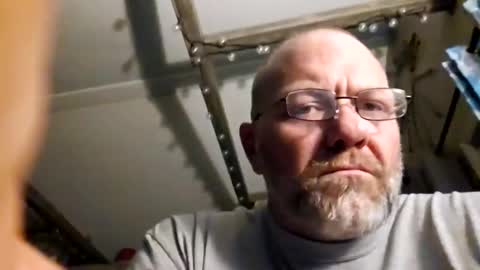 Snapshot of robbybecker71 chatting on 01/19/25, 02:57 Chargedemotion online show from 01/19/25, 02:57