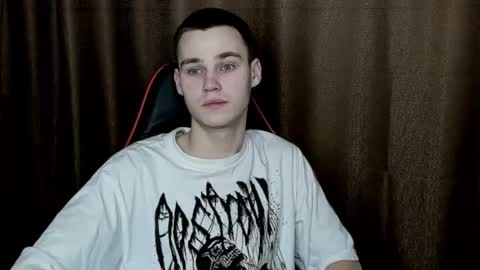 robert10211 online show from 02/12/25, 08:07