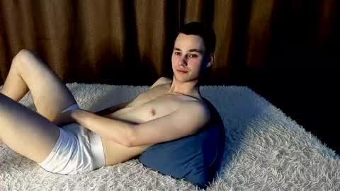 Snapshot of robert10211 chatting on 03/02/26, 05:08 robert10211 online show from 03/02/26, 05:08