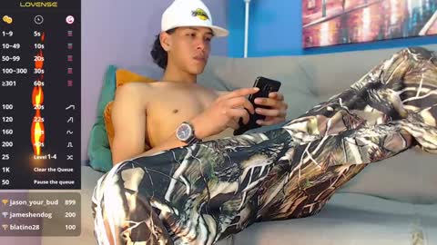 robert_kingg online show from 01/14/25, 07:59