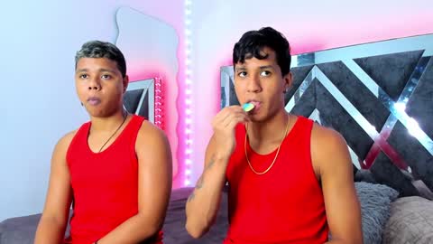 Robert Miller And Mael Thompson  online show from 12/08/24, 05:22