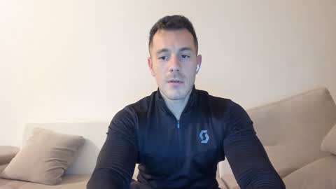 roberto4ever online show from 11/13/25, 04:06