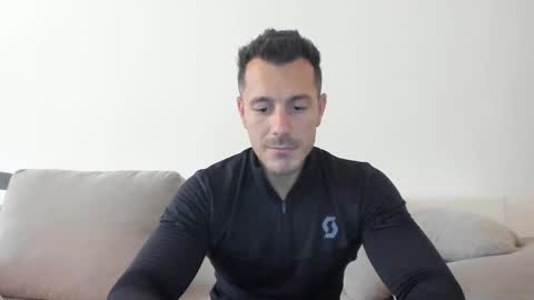 roberto4ever online show from 02/02/26, 01:54