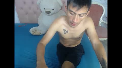 Snapshot of roberto_pinzon chatting on 02/14/26, 02:52 roberto_pinzon online show from 02/14/26, 02:52