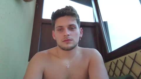 Roberto online show from 01/24/25, 03:02