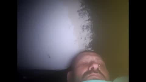 Snapshot of robertsaiz4200 chatting on 02/18/26, 09:27 robertsaiz4200 online show from 02/18/26, 09:27