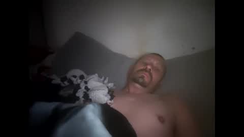 Snapshot of robertsaiz4200 chatting on 02/21/26, 04:30 robertsaiz4200 online show from 02/21/26, 04:30