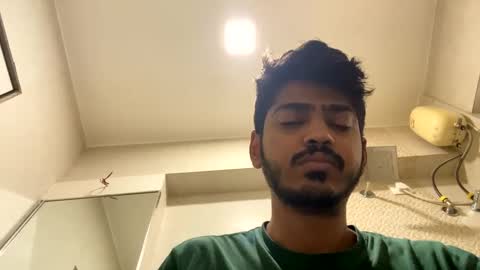 Robertsalia online show from 02/01/25, 04:24