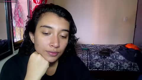 Snapshot of robin_h00t chatting on 03/03/25, 08:00 Ivanna and Robin online show from 03/03/25, 08:00