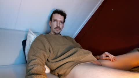 Snapshot of robin_sonx chatting on 01/19/25, 10:39 Robin online show from 01/19/25, 10:39