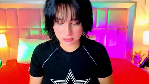 Snapshot of robinbennett chatting on 05/21/26, 12:23 robin D online show from 05/21/26, 12:23
