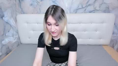 robin khelless online show from 03/12/25, 10:37