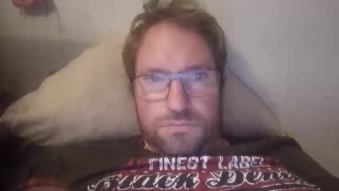 robinouhot online show from 11/18/25, 02:06