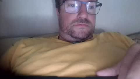 Snapshot of robinouhot chatting on 06/24/26, 07:18 robinouhot online show from 06/24/26, 07:18