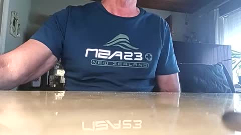 Snapshot of robke1966 chatting on 04/10/26, 05:45 robke1966 online show from 04/10/26, 05:45