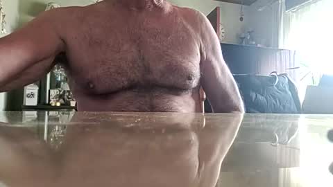 Snapshot of robke1966 chatting on 04/13/26, 09:26 robke1966 online show from 04/13/26, 09:26